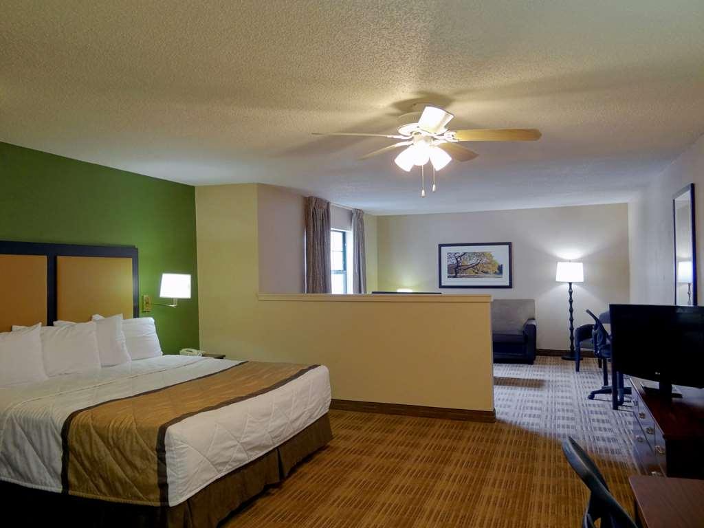 Extended Stay America Suites - Meadowlands - Rutherford Room photo