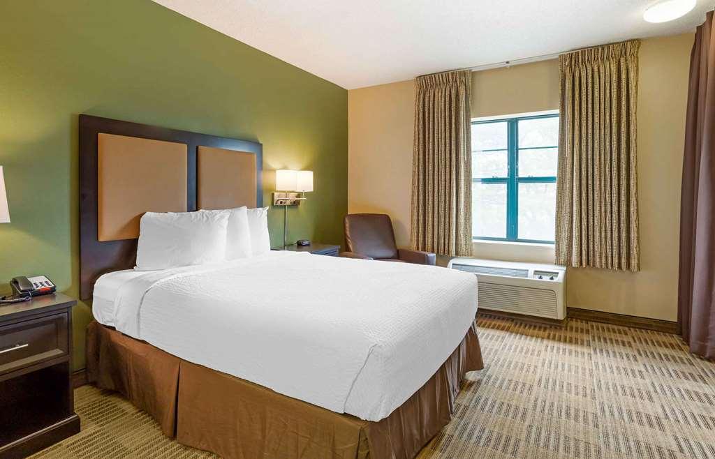 Extended Stay America Suites - Meadowlands - Rutherford Room photo